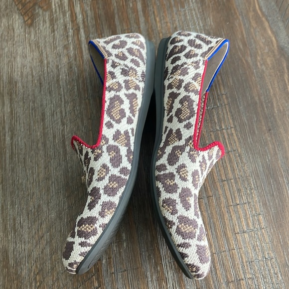 Rothy's Loafer Retired Mocha Spot Animal Leopard Print Round Toe Flat Loafers - Picture 3 of 9